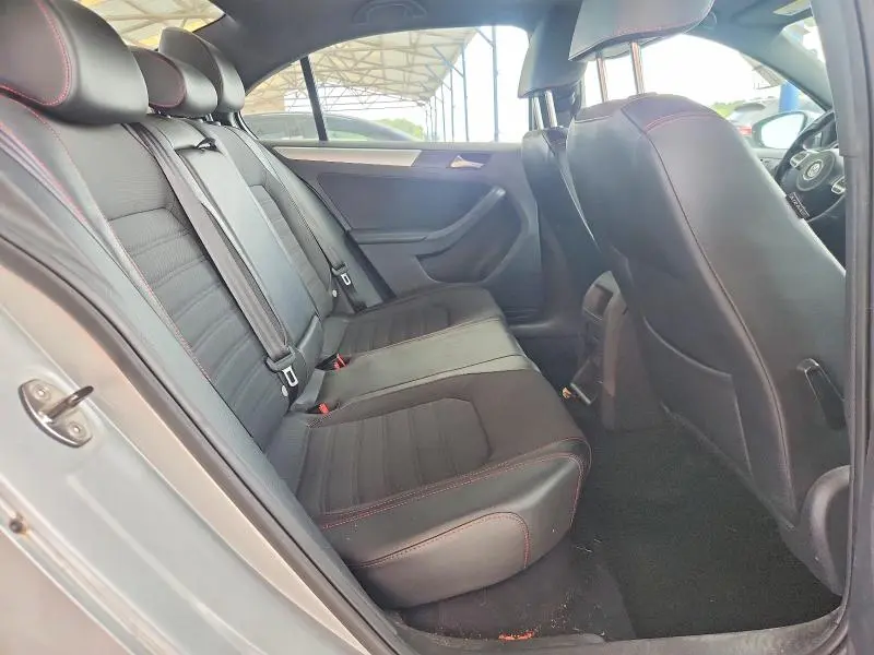 2013 VOLKSWAGEN JETTA GLI  
