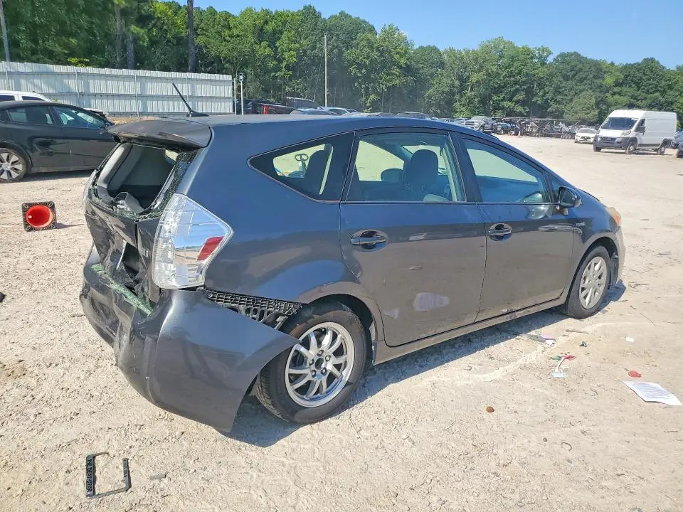 2013 TOYOTA PRIUS V THREE  