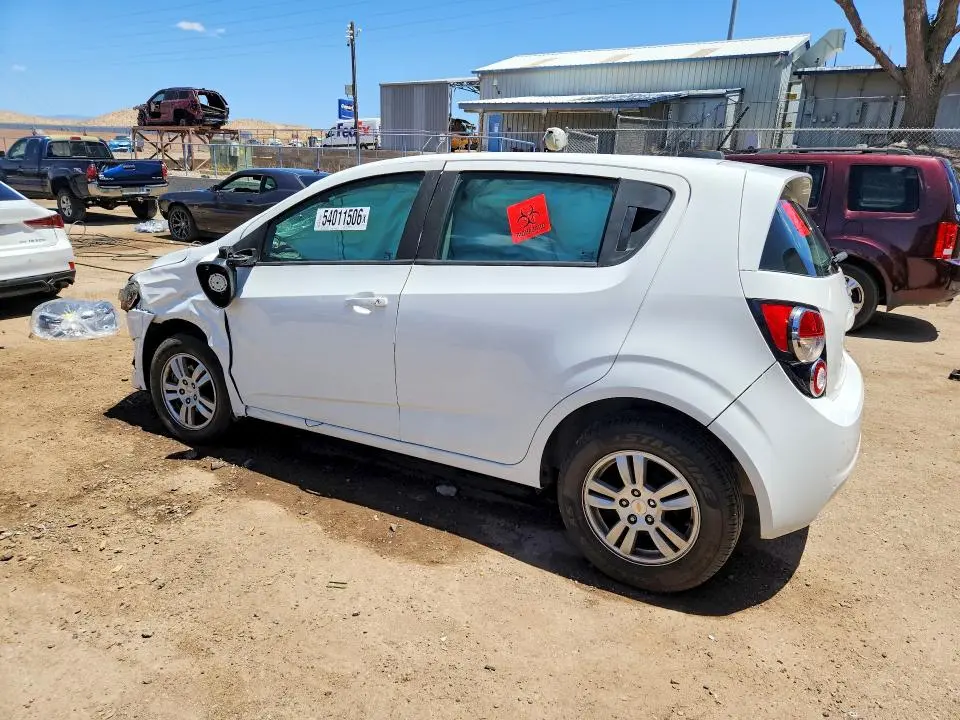 2015 CHEVROLET SONIC LS  