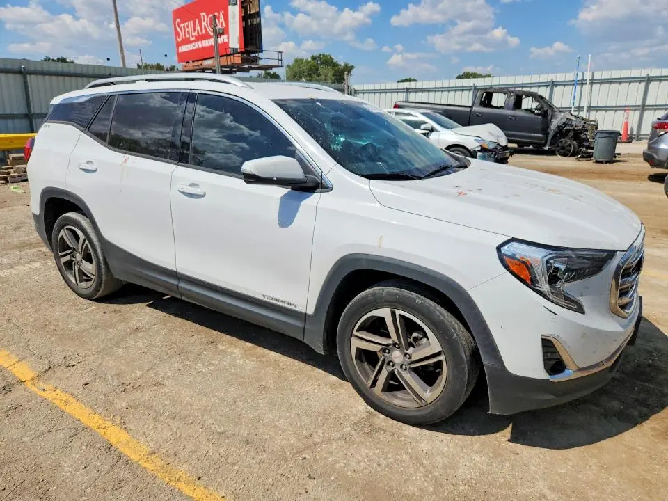2018 GMC TERRAIN SLT  