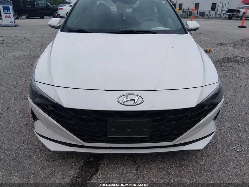 2021 HYUNDAI ELANTRA SE