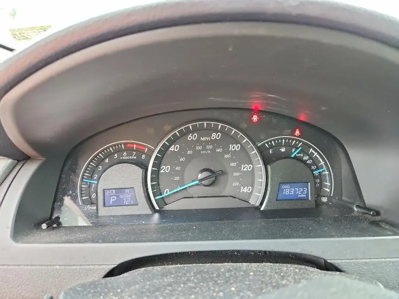 2012 TOYOTA CAMRY LE  