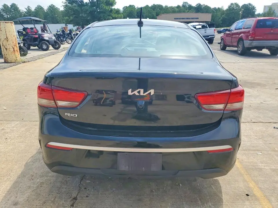 2023 KIA RIO S  