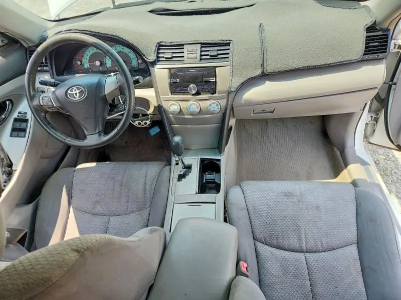 2011 TOYOTA CAMRY SE  