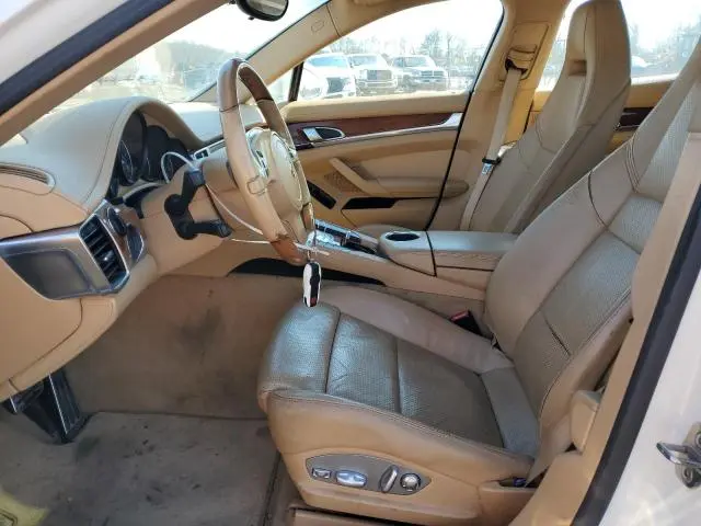 2012 PORSCHE PANAMERA 2  