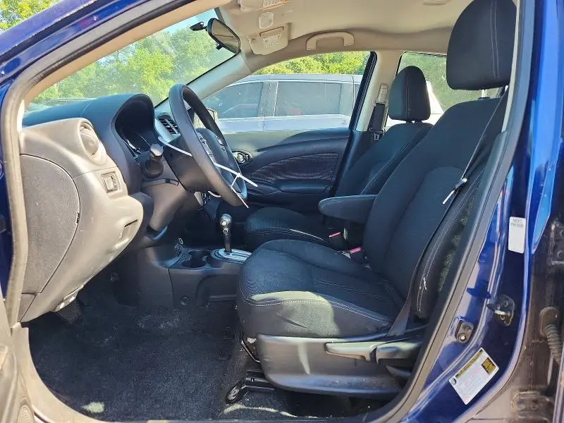 2018 NISSAN VERSA SV  