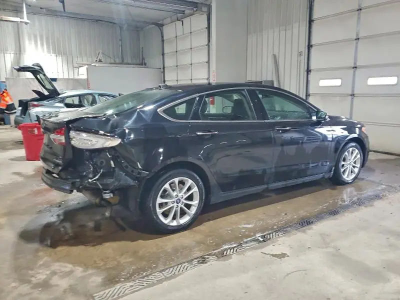 2019 FORD FUSION TITANIUM  