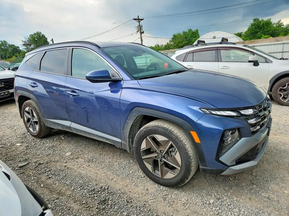 2025 HYUNDAI TUCSON SEL  
