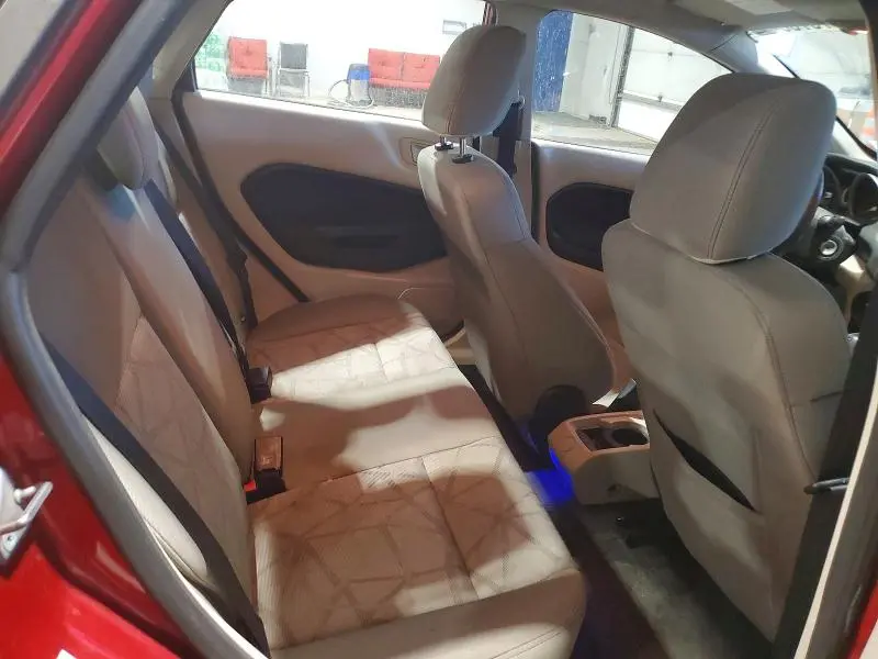 2011 FORD FIESTA SE  