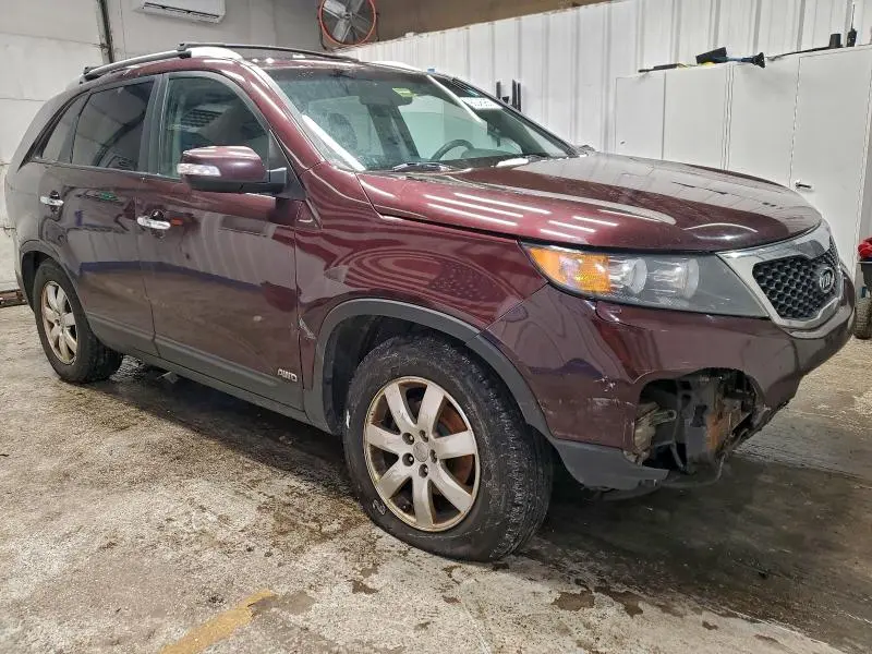 2012 KIA SORENTO BASE  