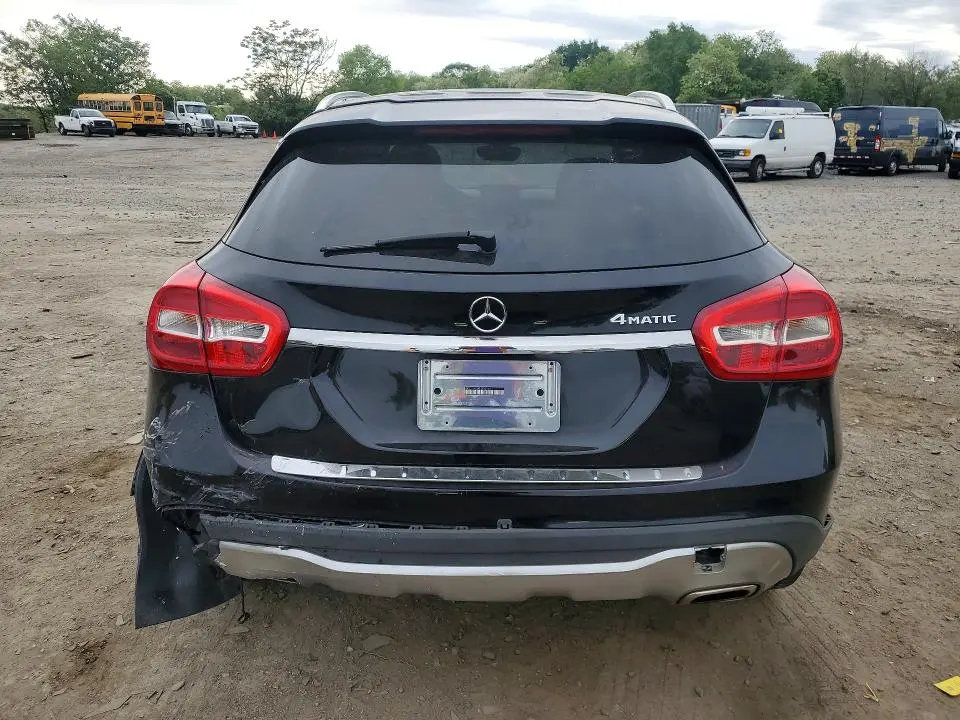 2018 MERCEDES-BENZ GLA 250 4MATIC  