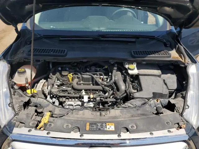 2019 FORD ESCAPE SE  