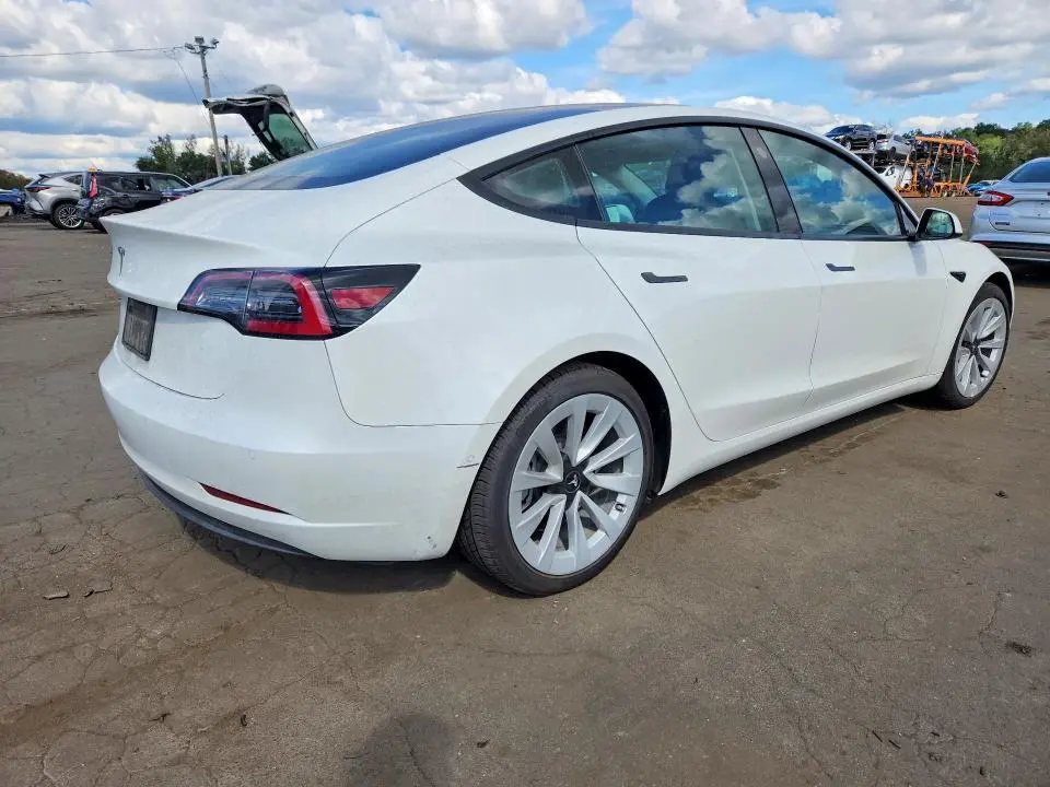 2021 TESLA MODEL 3   