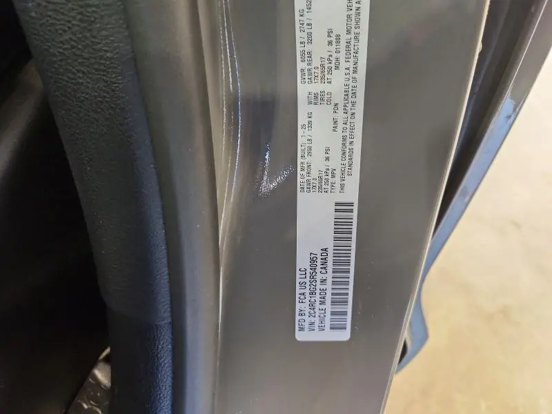 2025 CHRYSLER PACIFICA SELECT  