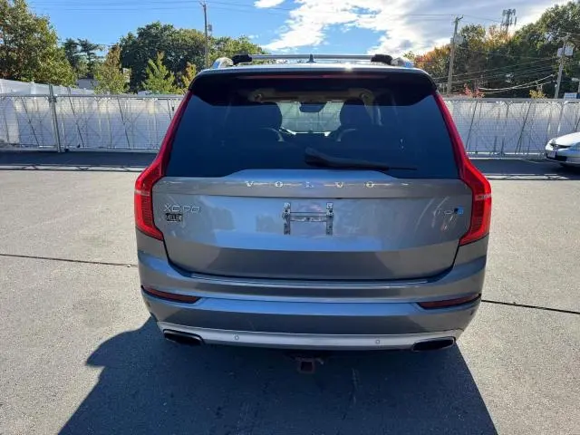2016 VOLVO XC90 T6  