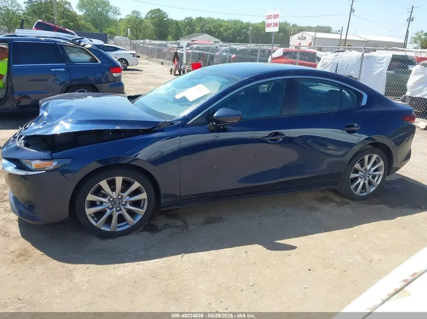 2022 MAZDA MAZDA3 SELECT