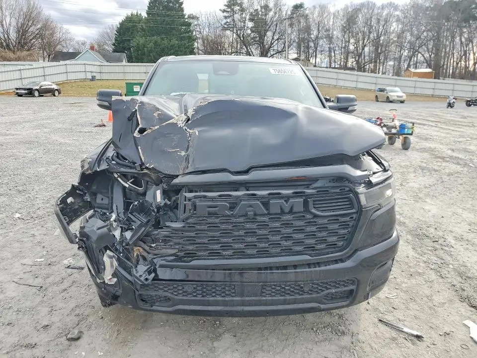 2025 RAM 1500 BIG HORN  