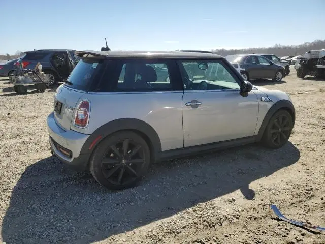 2011 MINI COOPER S  