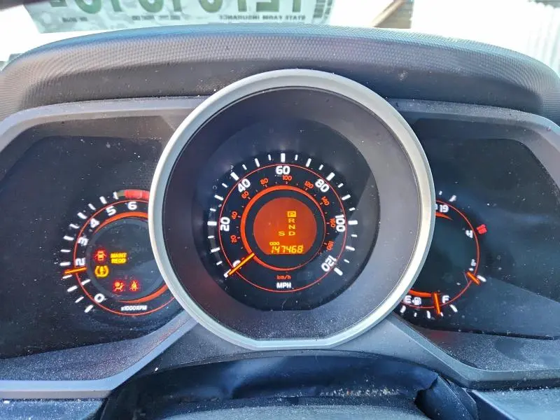 2011 TOYOTA 4RUNNER SR5  