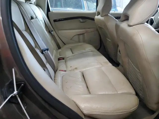 2011 VOLVO XC70 T6  