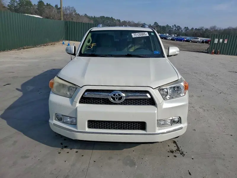 2010 TOYOTA 4RUNNER SR5  