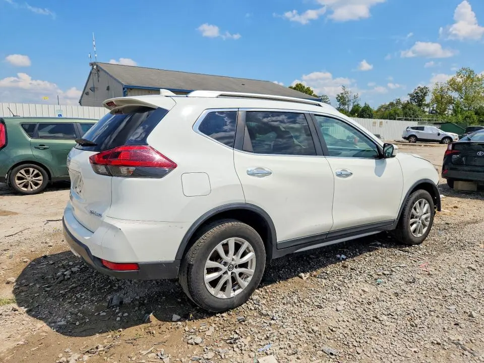 2018 NISSAN ROGUE SV  