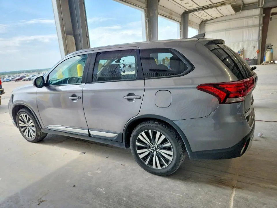 2019 MITSUBISHI OUTLANDER SE  