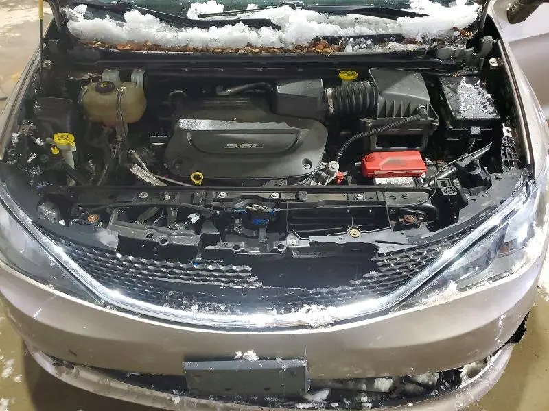 2017 CHRYSLER PACIFICA LX  