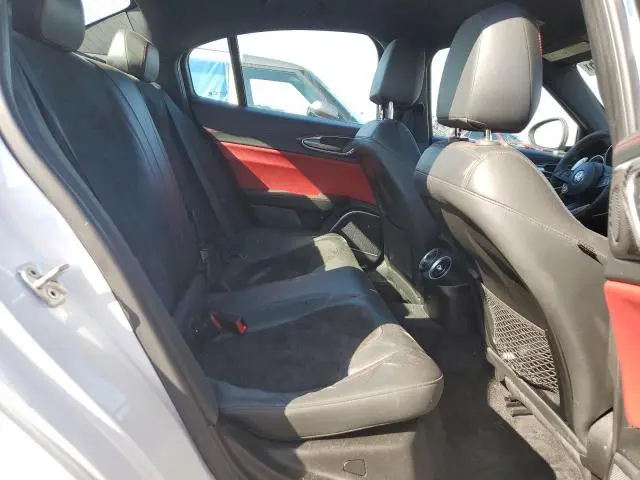 2018 ALFA ROMEO GIULIA QUADRIFOGLIO  