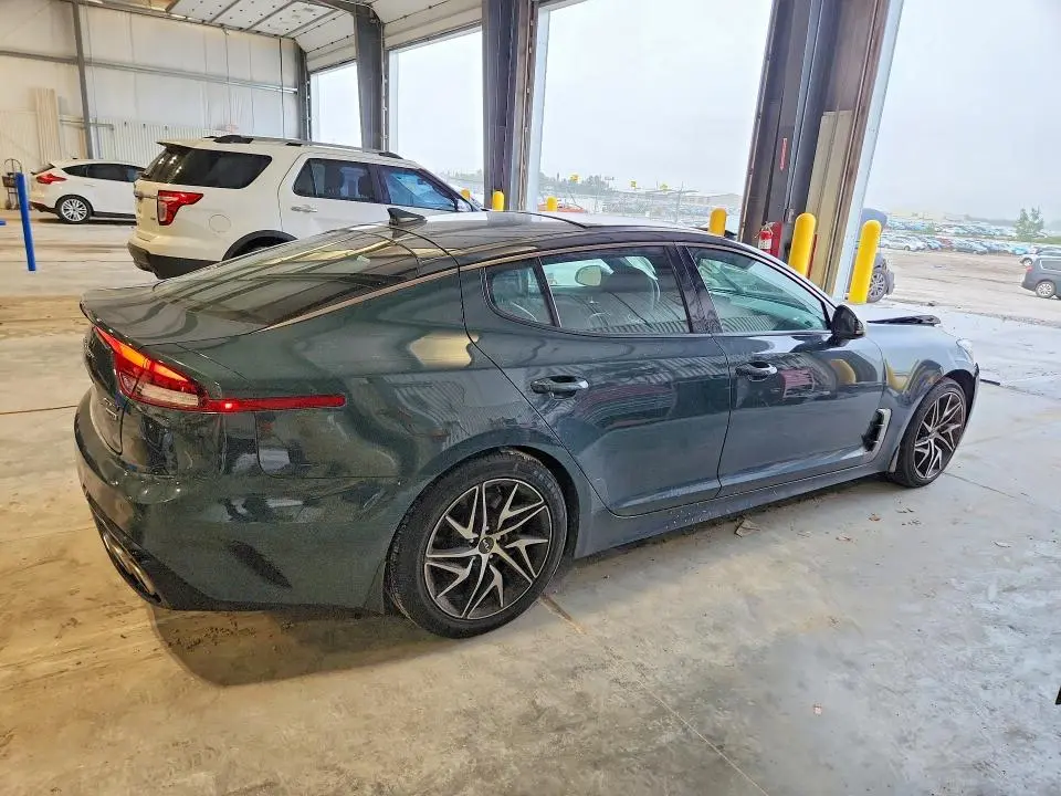 2022 KIA STINGER GT LINE  