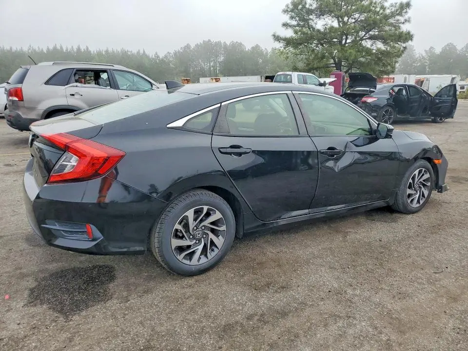 2018 HONDA CIVIC EX  