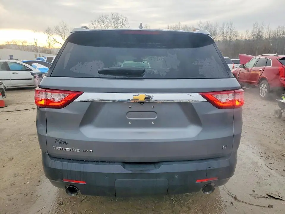 2020 CHEVROLET TRAVERSE LT  