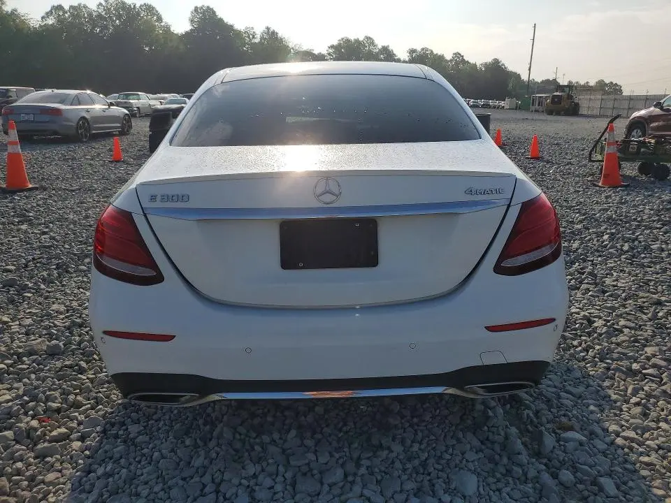 2017 MERCEDES-BENZ E 300 4MATIC  