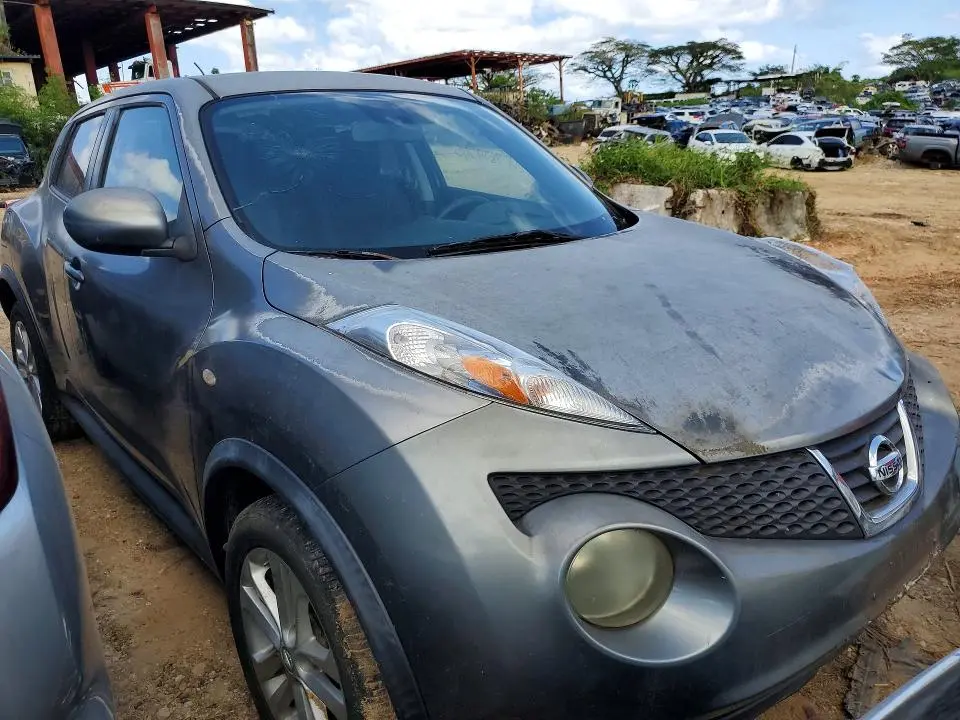 2011 NISSAN JUKE S  