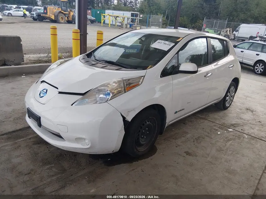 2013 NISSAN LEAF S