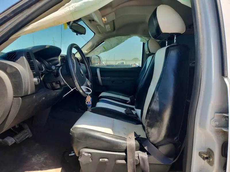2010 CHEVROLET SILVERADO C1500 LT  