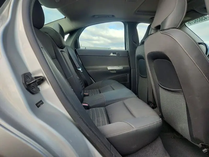 2010 VOLVO S40 2.4I  