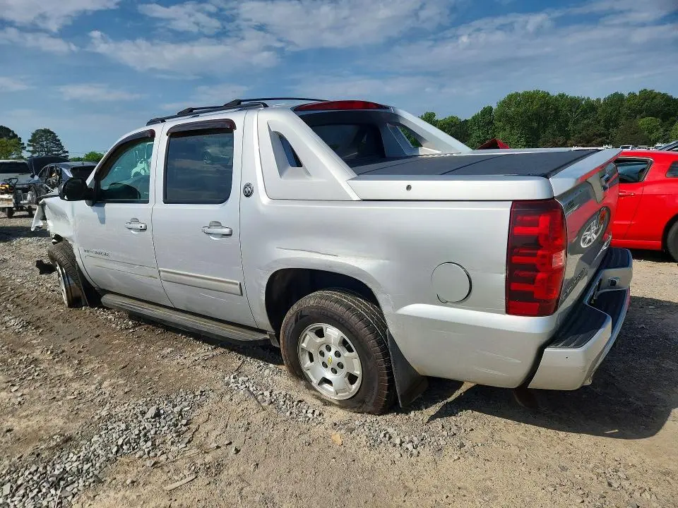 2013 CHEVROLET AVALANCHE LT  