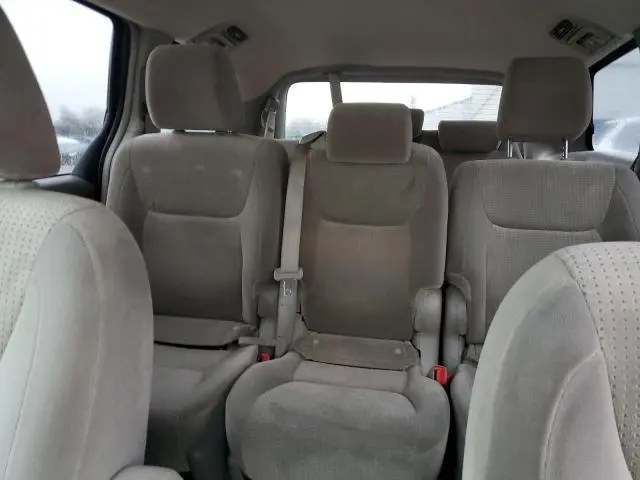 2010 TOYOTA SIENNA CE