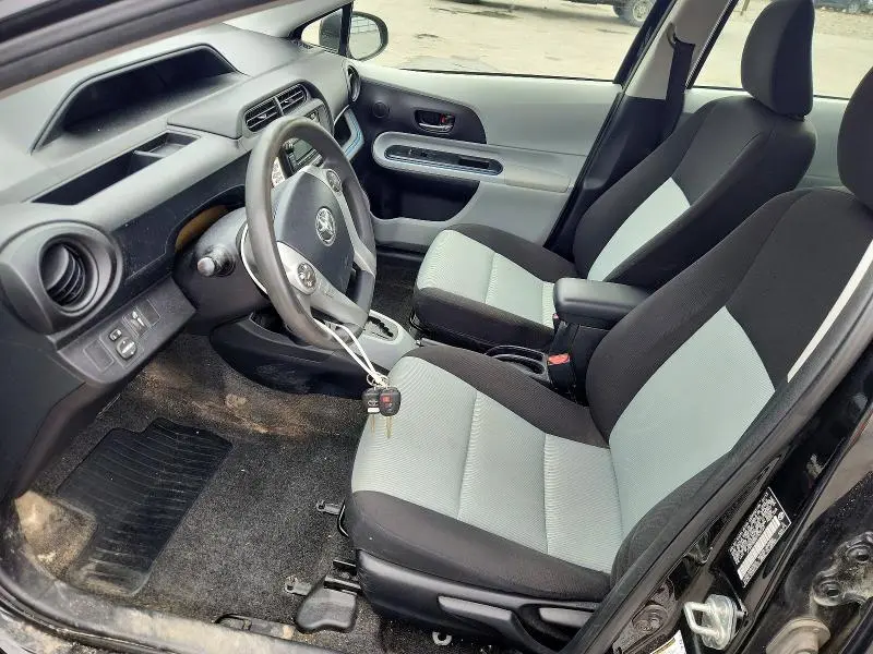 2013 TOYOTA PRIUS C TWO  