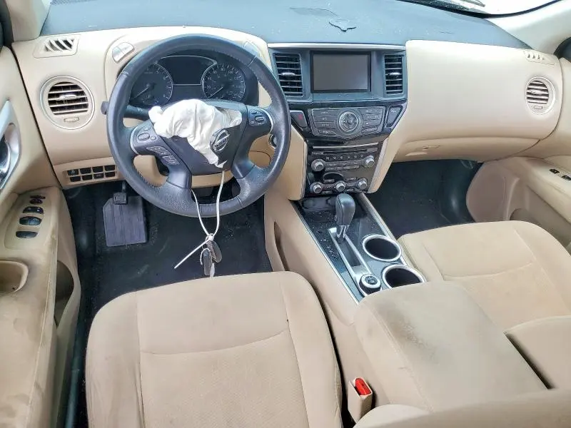 2016 NISSAN PATHFINDER SV  