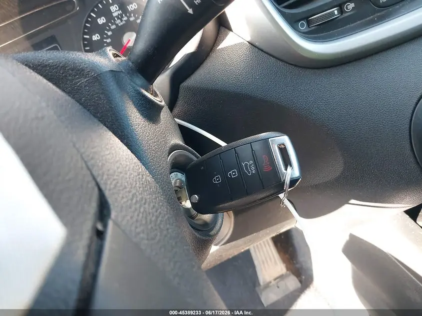 2018 KIA SORENTO 2.4L LX