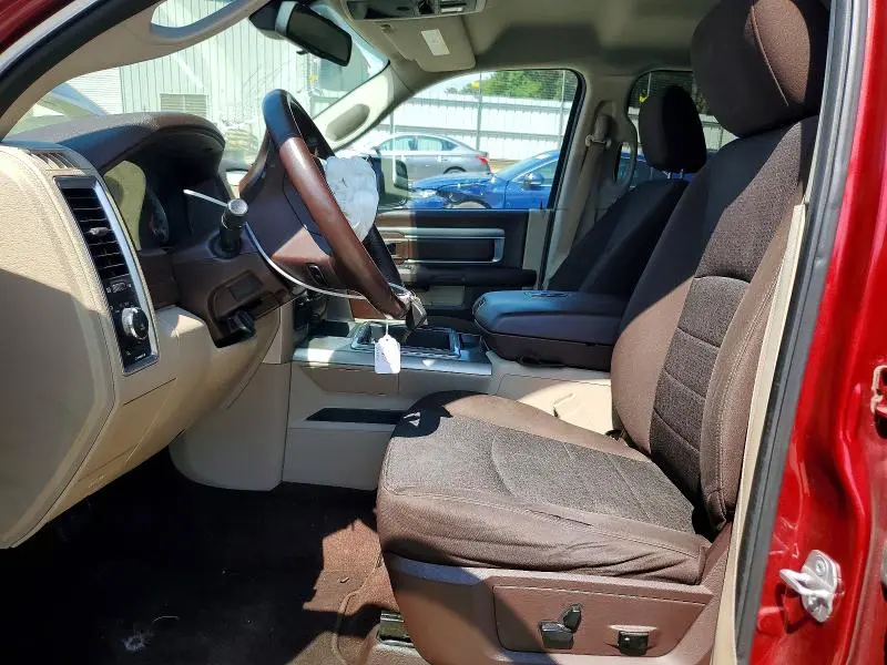2014 RAM 1500 SLT  