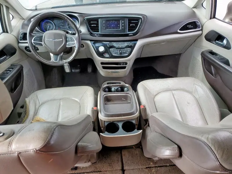 2017 CHRYSLER PACIFICA TOURING L  