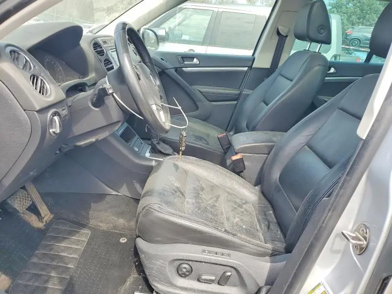 2012 VOLKSWAGEN TIGUAN S  