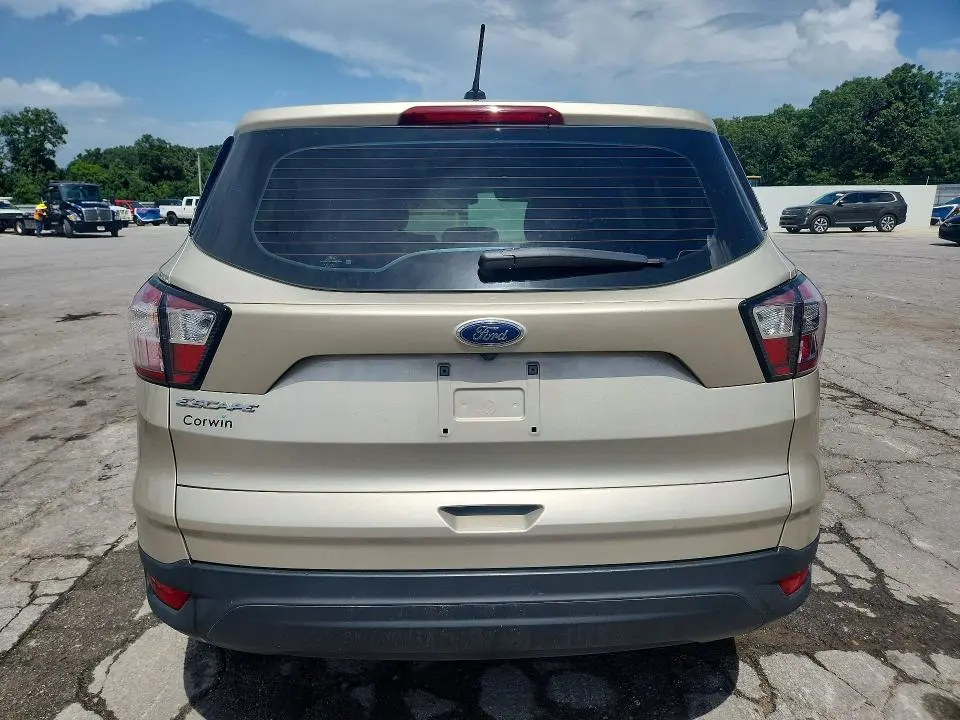 2018 FORD ESCAPE S  