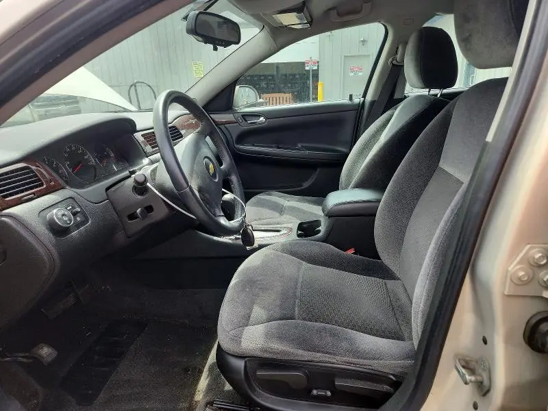 2011 CHEVROLET IMPALA LT  
