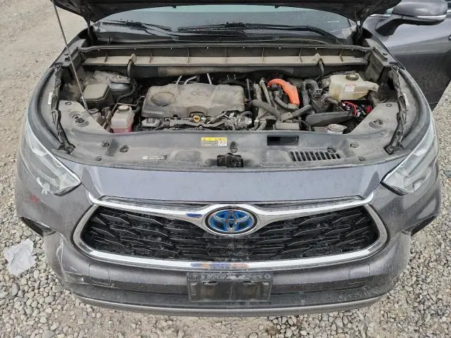 2022 TOYOTA HIGHLANDER HYBRID PLATINUM  