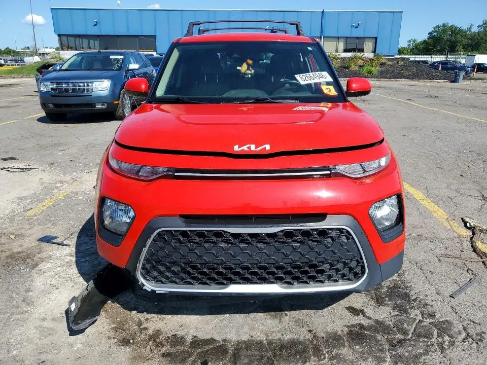 2022 KIA SOUL LX  