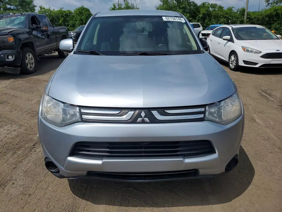 2014 MITSUBISHI OUTLANDER ES  